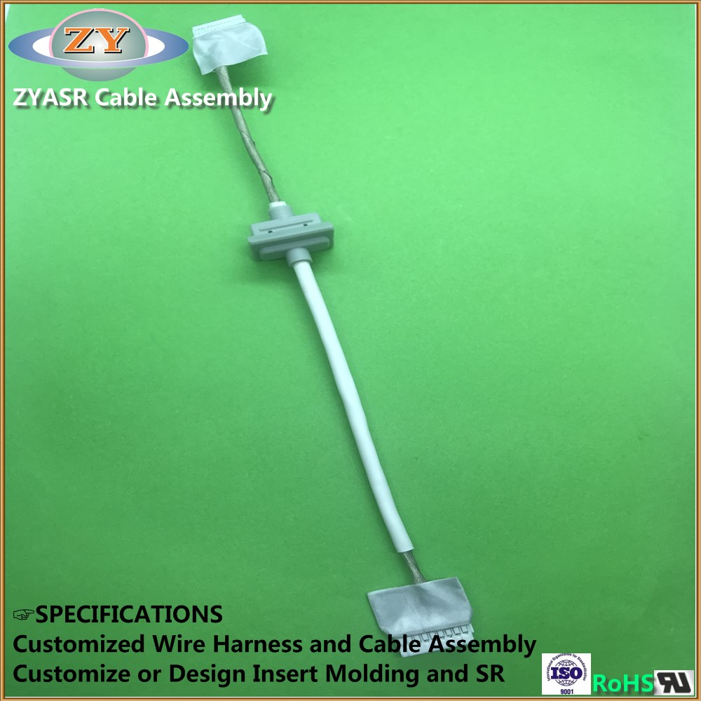 Flexible cable assembly for moving equipment